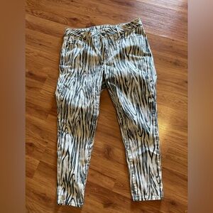 Lane Bryant Dark Gray and White Zebra Pants Women’s Size 16
